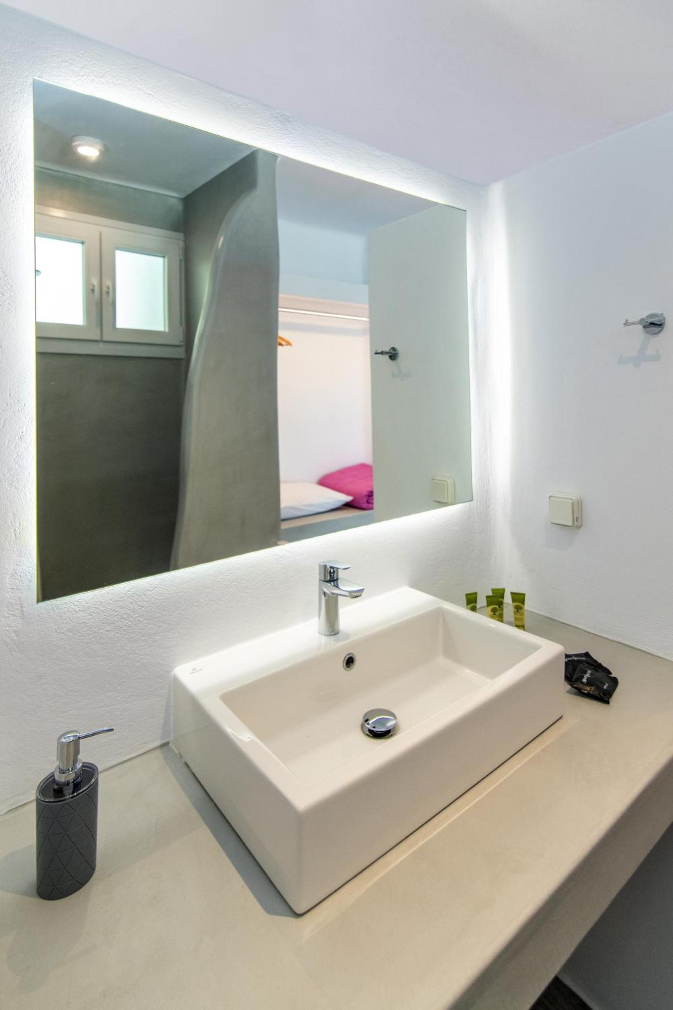 Parathyro Sto Aigaio 2 - Small Suites Tínos Kamer foto