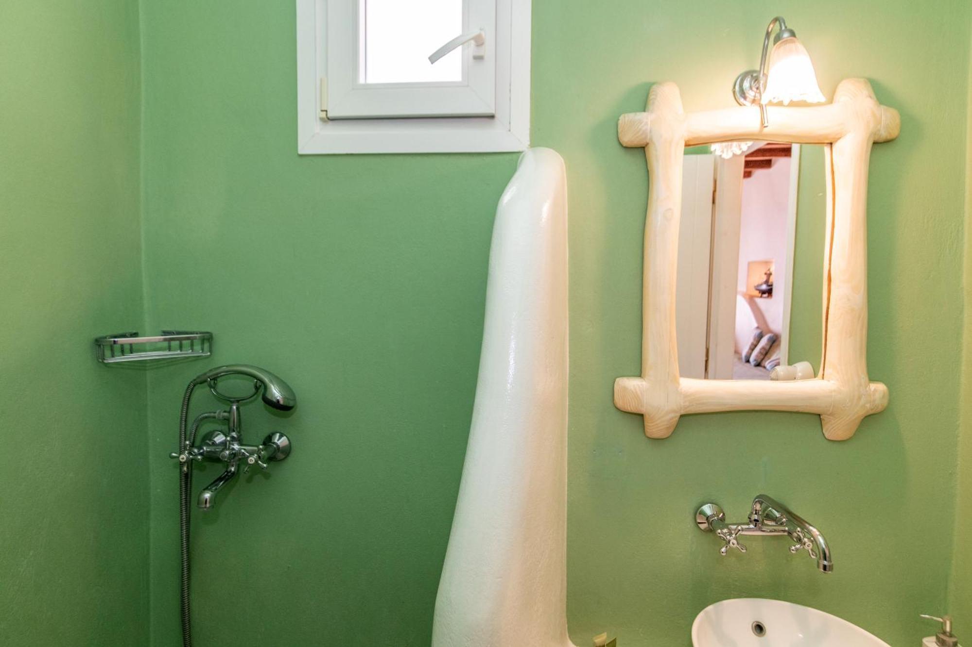 Parathyro Sto Aigaio 2 - Small Suites Tínos Kamer foto